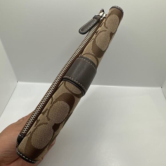 COACH Brown Signature Canvas Wallet - Picture 4 of 10